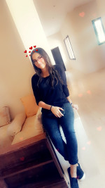 Yasmine S.