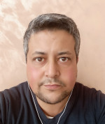 Hicham C.