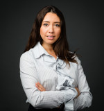 Yasmine E.