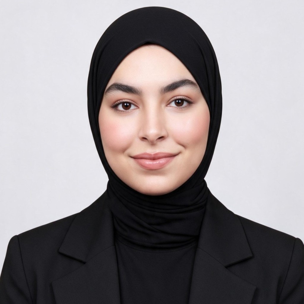 Amina B.