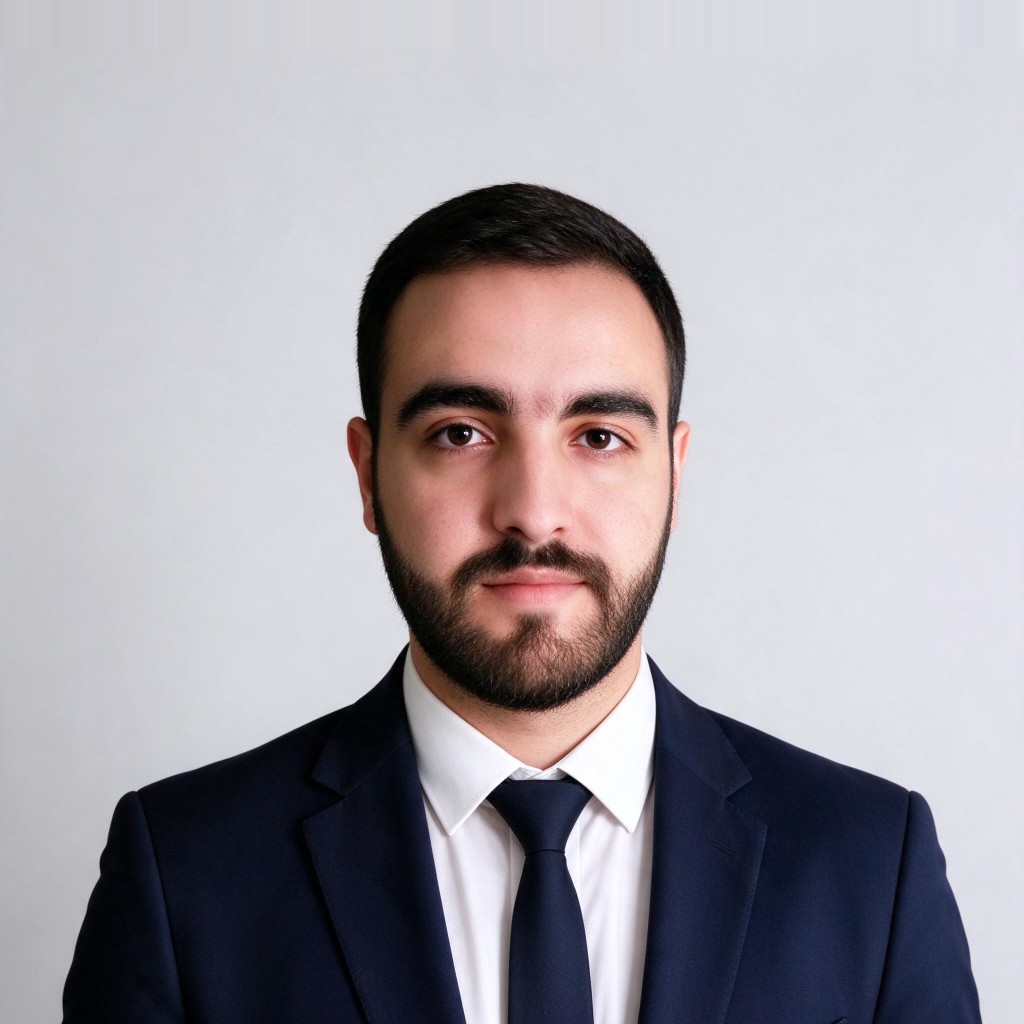 Amine E.